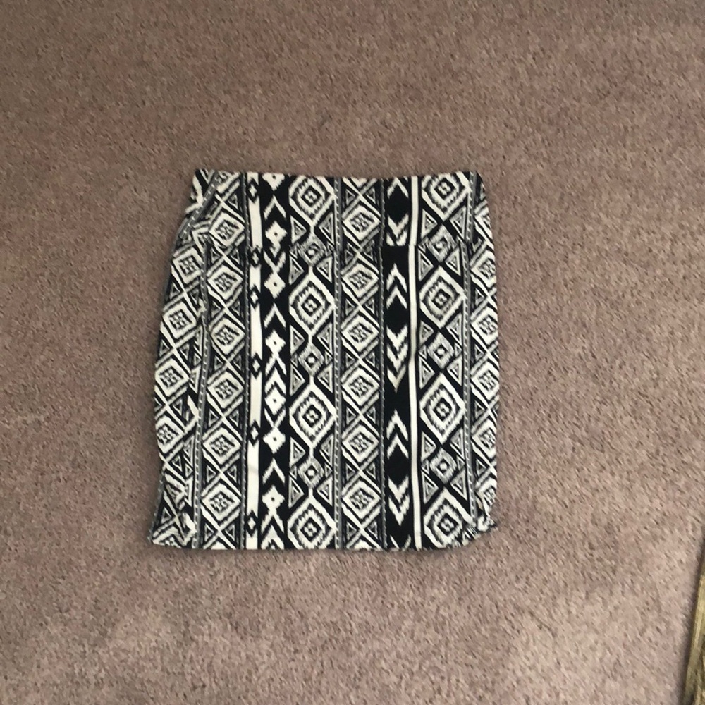 Native print skirt